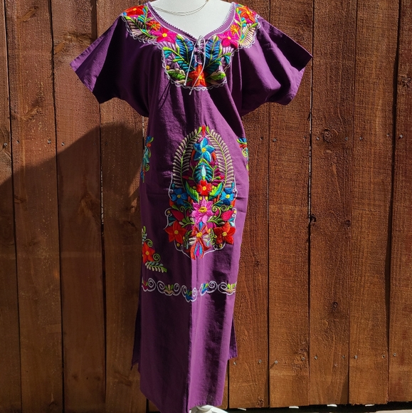 Handmade Artisanal dress made in Mexico 🇲🇽 - Picture 3 of 4